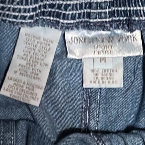 JONES NEW YORK Sport Petite Denim Cargo Shorts - Picture 5 of 5